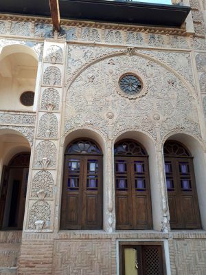 سفر تیم طبیعت گردی مرکز به کاشان ، روستای ابیانه و منظقه کویری: عکس شماره 9 / 12
